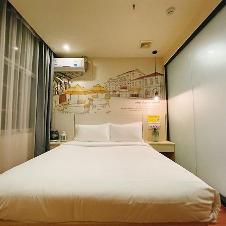Emi Hotel Guangzhou International Convention And Exhibition Center Guangzhou Tower Branch Bagian luar foto