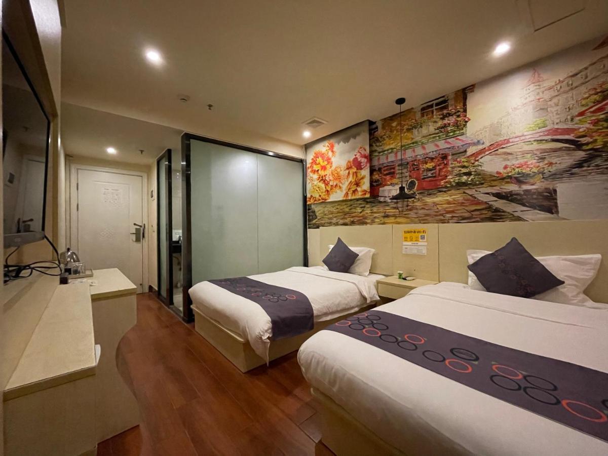 Emi Hotel Guangzhou International Convention And Exhibition Center Guangzhou Tower Branch Bagian luar foto