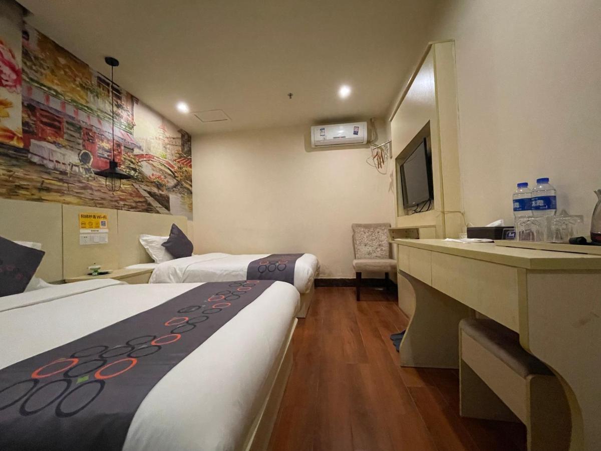 Emi Hotel Guangzhou International Convention And Exhibition Center Guangzhou Tower Branch Bagian luar foto