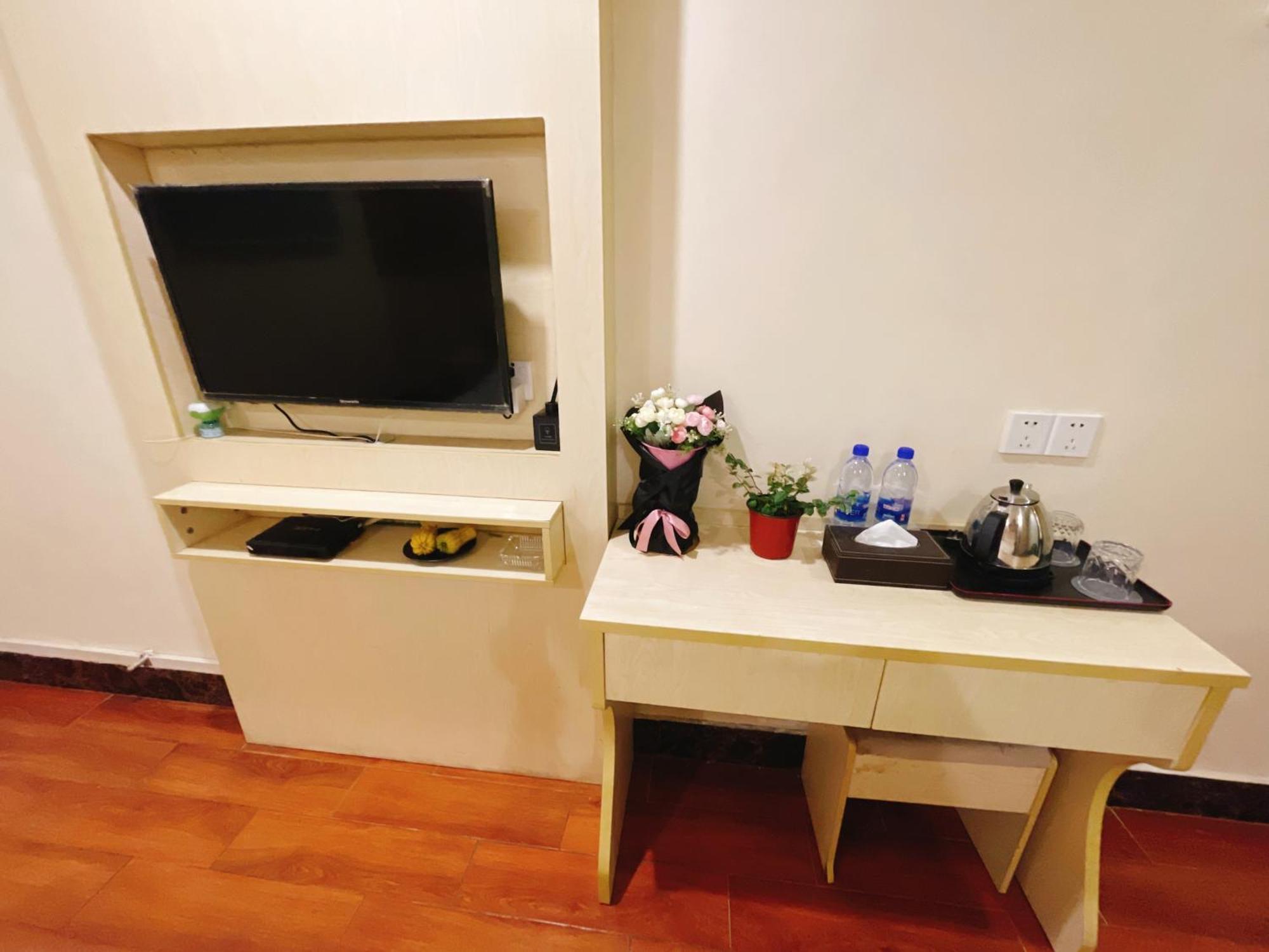 Emi Hotel Guangzhou International Convention And Exhibition Center Guangzhou Tower Branch Bagian luar foto