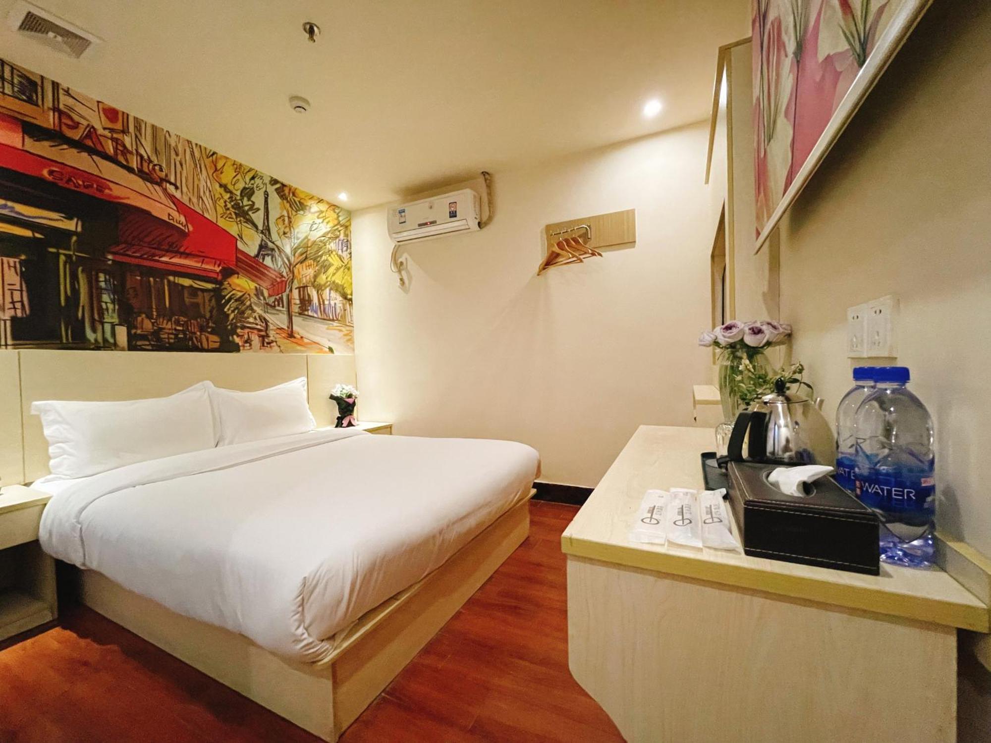 Emi Hotel Guangzhou International Convention And Exhibition Center Guangzhou Tower Branch Bagian luar foto