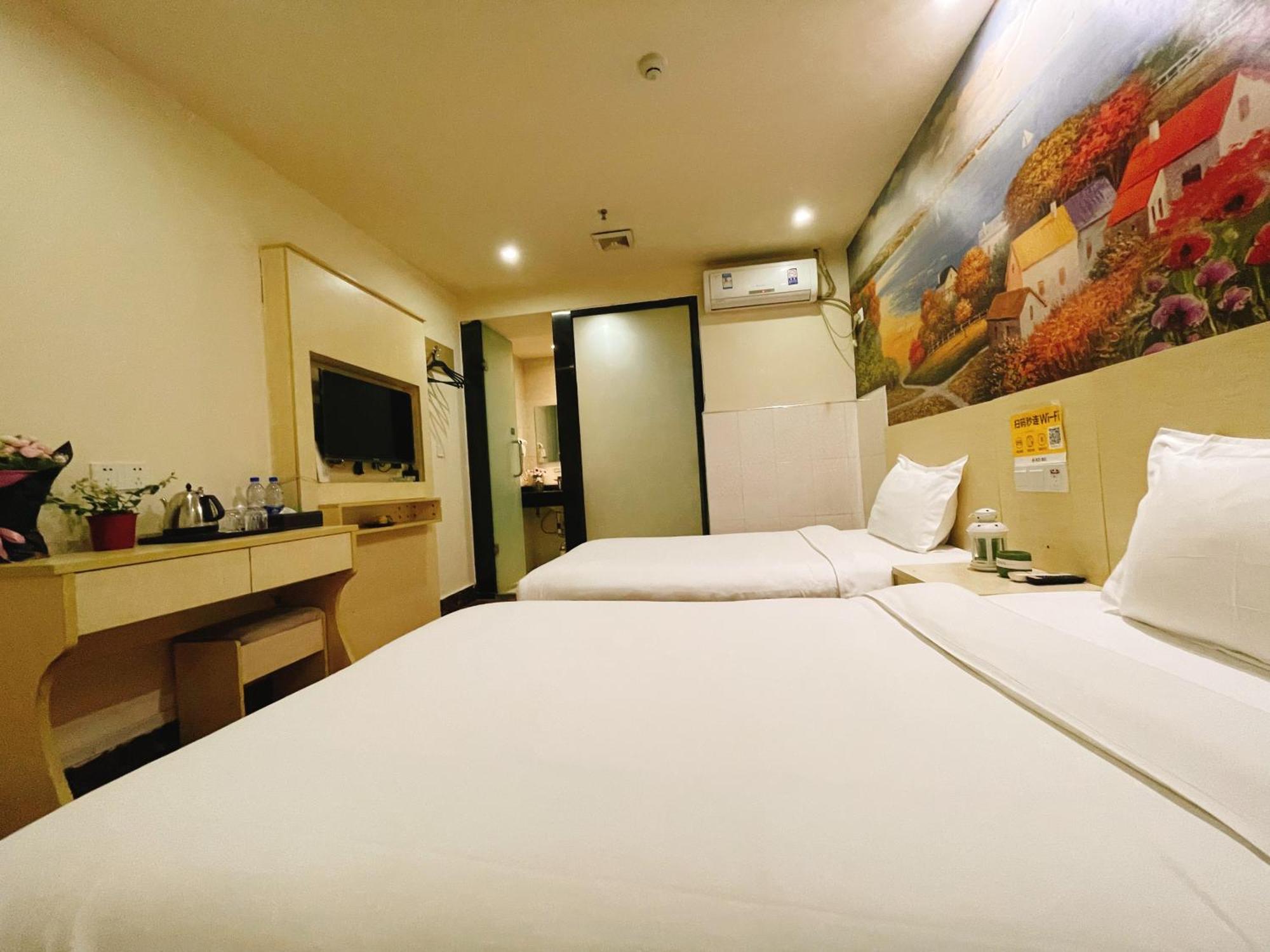 Emi Hotel Guangzhou International Convention And Exhibition Center Guangzhou Tower Branch Bagian luar foto